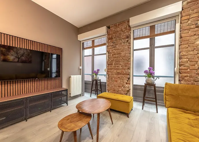 Old Town Xii By Aston Apartment *