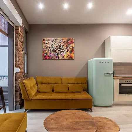 Old Town Xii By Aston