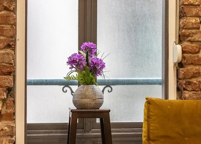 Old Town Xii By Aston *